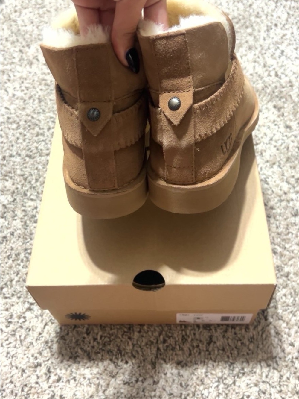 UGG Women's Short Shearling Suede Boots - Chestnut